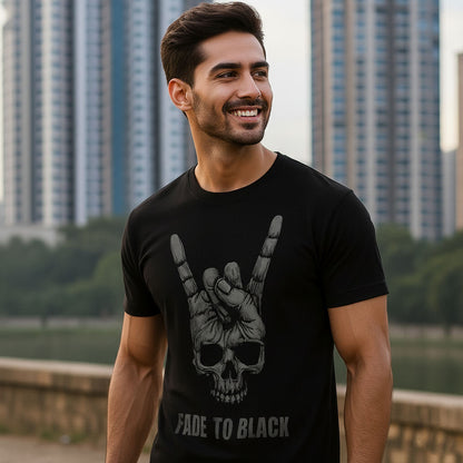 T shirt - Fade To Black