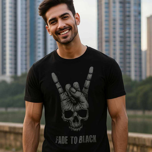 T shirt - Fade To Black